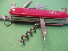 Victorinox Officer Suisse 8 Attachments , Tweezers & Toothpick Victorinox Officer Suisse 8 Attachments , Tweezers & Toothpick
