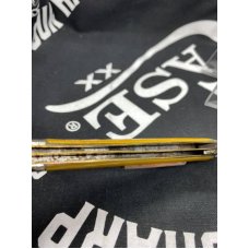 Case tested (20-40) Toothpick with fish scaler blade and sharpener shield Case tested (20-40) Toothpick with fish scaler blade and sharpener shield