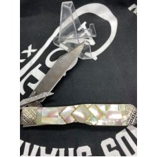 1 of only 3 made, wild horse custom cheetah w/ vintage fiery MOP handles & raindrop damascus blades 1 of only 3 made, wild horse custom cheetah w/ vintage fiery MOP handles & raindrop damascus blades