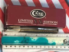 1995 Case XX Daddy Barlow w Black to Green Bone Handles & Case XX Round Rectangle Shield -5" Closed 1995 Case XX Daddy Barlow w Black to Green Bone Handles & Case XX Round Rectangle Shield -5" Closed
