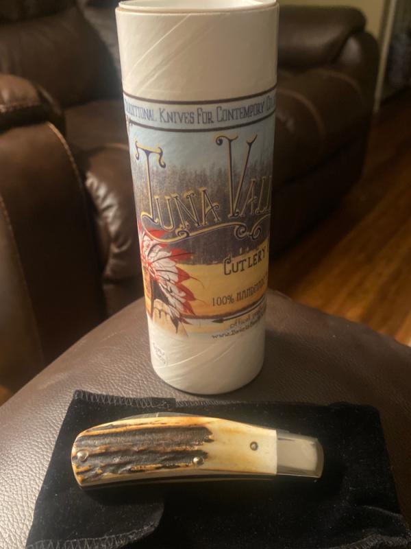 New Tuna Valley Phoenix Jack Burnt Super Fat Stag With Damascus Blades New In Tube New Tuna Valley Phoenix Jack Burnt Super Fat Stag With Damascus Blades New In Tube