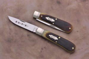 2020 AAPK Club Knife - 3 7/8" Antique Autumn Natural Bone Mustang - 1095 Steel Blade 