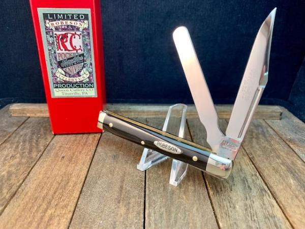 Robeson (by Queen) Shuredge 2 Blade Dr. Knife Smooth Black Buffalo Horn Handles Robeson (by Queen) Shuredge 2 Blade Dr. Knife Smooth Black Buffalo Horn Handles