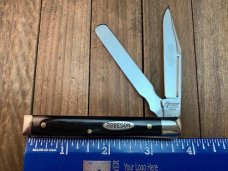 Robeson (by Queen) Shuredge 2 Blade Dr. Knife Smooth Black Buffalo Horn Handles Robeson (by Queen) Shuredge 2 Blade Dr. Knife Smooth Black Buffalo Horn Handles