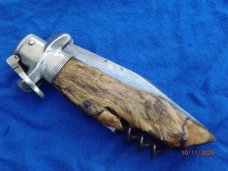 A.W. Bradshaw & Sons Austria Dear Foot Lockback A.W. Bradshaw & Sons Austria Dear Foot Lockback