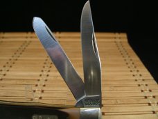 SCHRADE OLD TIMER USA 96OT BEARHEAD TRAPPER NEW VINTAGE WITH ORIGINAL BOX, PAPERS & PLASTIC SLEEVE SCHRADE OLD TIMER USA 96OT BEARHEAD TRAPPER NEW VINTAGE WITH ORIGINAL BOX, PAPERS & PLASTIC SLEEVE