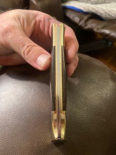 Case XX USA •SS P197 L SSP Shark Tooth Folding Knife With Wood Handles & Brass Bolsters Case XX USA •SS P197 L SSP Shark Tooth Folding Knife With Wood Handles & Brass Bolsters