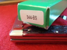 Hen & Rooster Bertram Cutlery Red Bone Congress #344 DS