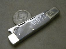 Fight'n Rooster Frank Buster Cutlery Co. Germany Pearl One Arm Razor Gunstock Jack Knife Fight'n Rooster Frank Buster Cutlery Co. Germany Pearl One Arm Razor Gunstock Jack Knife
