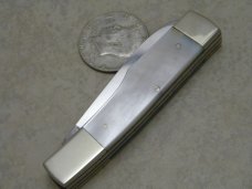 Fight'n Rooster Frank Buster Cutlery Co. Germany Pearl Gunstock Jack Knife 1981 Fight'n Rooster Frank Buster Cutlery Co. Germany Pearl Gunstock Jack Knife 1981