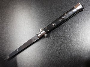 Vintage 11" Dark horn Italian Stiletto. SKM Renzo Beltrame 