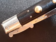 8 3/4" vintage rizzuto estilleto milano. 8 3/4" vintage rizzuto estilleto milano.