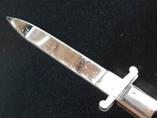 8 3/4" korean rizzuto stiletto 8 3/4" korean rizzuto stiletto