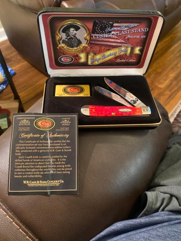 New Case XX USA Limited Edition Custers Last Stand Red Bone Trapper with Two Blades Plus COA IN Case