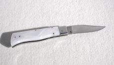 NOS 2011 A.G.A. CAMPOLIN ITALY NICKEL SILVER BOLSTERS WHITE ACRYLIC PEARL HUMPBACK LOCKBACK 