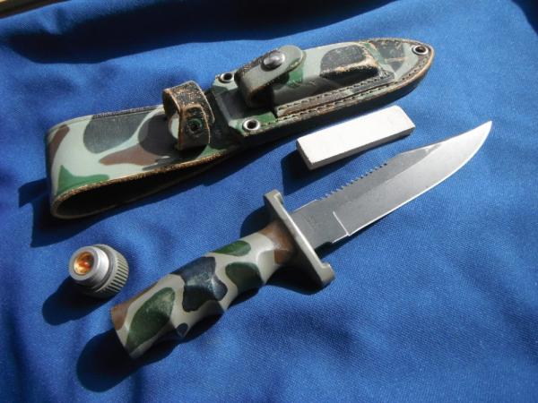  Vintage Utica Survival Knife camo pattern  #45031 With Sheath & sharpening stone. Made in Japan!!! 