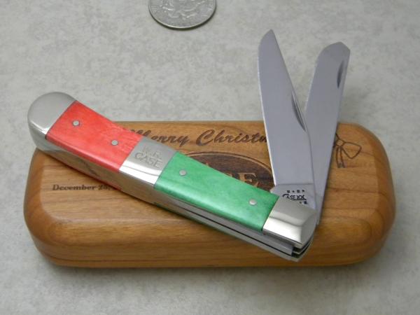 W.R. Case XX USA 2000 6254 Bone Merry Christmas Trapper Knife in Wood Display Box W.R. Case XX USA 2000 6254 Bone Merry Christmas Trapper Knife in Wood Display Box