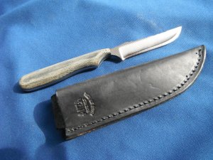  Small Anza Fixed Blade Knife With Original Sheath (#136). Like New.  Made in the USA in 2013