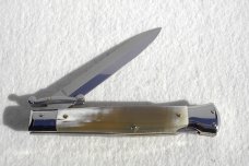 NOS 1980's ITALIAN STILETTO 9" GENUINE BRAZILIAN HORN SWING GUARD LOCK BACK