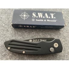 SMITH and WESSON Tanto Blade Auto NIB