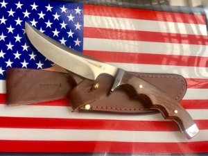 Vintage J A Henckels Safari Skinning / Hunting / Camping knife w/ Orig Sheath -Model # 2113 -NOS
