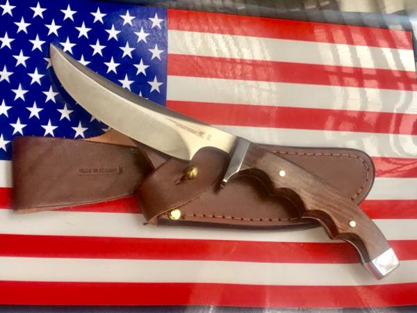 Vintage J A Henckels Safari Skinning / Hunting / Camping knife w/ Orig Sheath -Model # 2113 -NOS Vintage J A Henckels Safari Skinning / Hunting / Camping knife w/ Orig Sheath -Model # 2113 -NOS