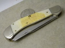Case XX USA 2008 Burnt Oatmeal Bone 62100 Case Collectors Club Saddlehorn Knife in Box Case XX USA 2008 Burnt Oatmeal Bone 62100 Case Collectors Club Saddlehorn Knife in Box