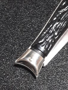 Vintage Shur Snap Bowtie Fishtail switchblade. Vintage Shur Snap Bowtie Fishtail switchblade.