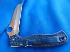 Spyderco Atlantic Salt 2 - Plain Edge Satin H1 Blade - Black FRN Lock Back, W/Box. Seki-Japan Spyderco Atlantic Salt 2 - Plain Edge Satin H1 Blade - Black FRN Lock Back, W/Box. Seki-Japan