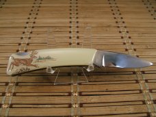 KUTMASTER BY UNTICA N.Y. U.S.A. NEW LOCKBACK POCKET KNIFE SMOOTH BONE SCRIMSHAW RUNNING BUCK DEER 