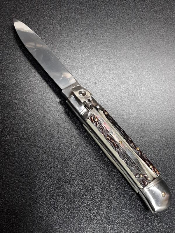 Linder Rostfrei Lever lock knife. 