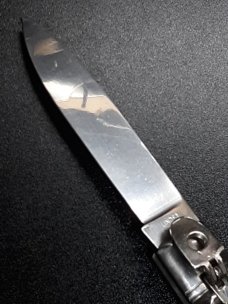Linder Rostfrei Lever lock knife. 