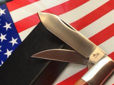 Queen *Dan Burke* Barlow Pocket Knife w Beautiful Multi Color Brown Sawcut Bone Handles -MINT! Queen *Dan Burke* Barlow Pocket Knife w Beautiful Multi Color Brown Sawcut Bone Handles -MINT!