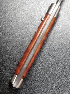 Vintage Shur Snap Fishtail switchblade. Vintage Shur Snap Fishtail switchblade.