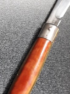 Vintage Shur Snap Fishtail switchblade. Vintage Shur Snap Fishtail switchblade.
