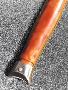 Vintage Shur Snap Fishtail switchblade. Vintage Shur Snap Fishtail switchblade.
