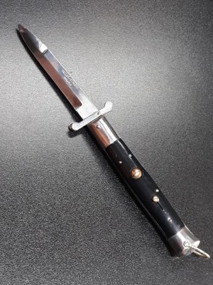 8 3/4" vintage rizzuto estilleto milano.