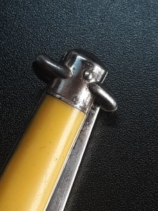 Vintage Shur Snap Bowtie Fishtail switchblade. Vintage Shur Snap Bowtie Fishtail switchblade.