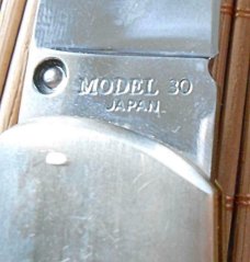 Browning Hunting Heritage Series Model 30 Knife With Original Display Box