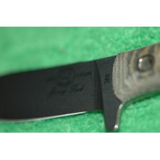 White River Sendoro Jerry Fisk designed fixed blade knife - New in wooden box with Sheath White River Sendoro Jerry Fisk designed fixed blade knife - New in wooden box with Sheath
