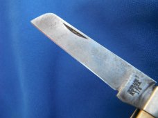 Schrade N.Y. USA Made, 3-3/4" 175 Sheepsfoot Pruner Jack Knife Draper Felt Advertising on scales. Schrade N.Y. USA Made, 3-3/4" 175 Sheepsfoot Pruner Jack Knife Draper Felt Advertising on scales.