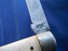 Schrade N.Y. USA Made, 3-3/4" 175 Sheepsfoot Pruner Jack Knife Draper Felt Advertising on scales. Schrade N.Y. USA Made, 3-3/4" 175 Sheepsfoot Pruner Jack Knife Draper Felt Advertising on scales.