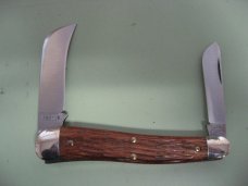 GREAT EASTERN 2015 BEAVERTAIL FARMERS JACK WITH JIGGED BRAZILIAN CHERRY WOOD SCALES