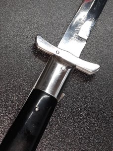 10 3/4" vintage rizzuto estilleto milano batwing. 
