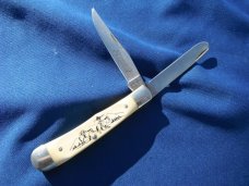 SCHRADE+ USA 296Y Numbered SCRIMSHAW THE TRAPPER POCKET KNIFE   Serial# 3231 