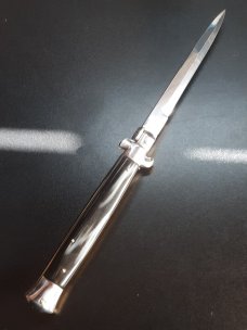 11" imitation horn Italian Stiletto. SKM Renzo Beltrame 11" imitation horn Italian Stiletto. SKM Renzo Beltrame