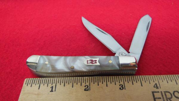 KISSING CRANE CRACKED ICE MINI TRAPPER KC 5019 FROM A GOOD STORAGE FIND UNUSED / NICE FREE 48 KISSING CRANE CRACKED ICE MINI TRAPPER KC 5019 FROM A GOOD STORAGE FIND UNUSED / NICE FREE 48