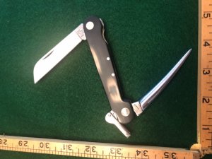 Super Clean Pre-Date Code Buck 315 Yachtsman with exposed Birds-Eye Pins