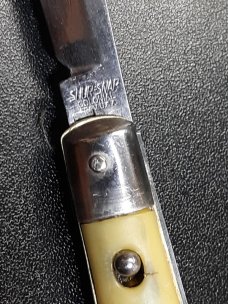 Vintage Shur Snap Fishtail switchblade. Vintage Shur Snap Fishtail switchblade.