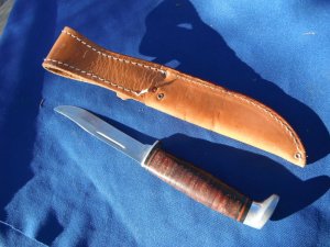 Vintage CASE XX USA 316-5 SSP 1981 Tang Stamp. Fixed Blade  Hunting knife and sheath. Made in USA!!!